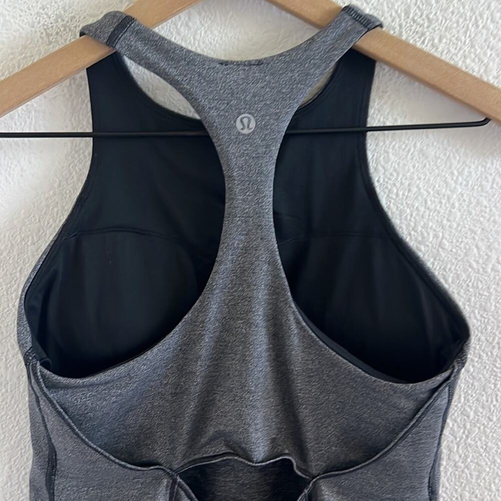 Lululemon In Training Tank Gray Active Tank Top Shirt 6 - Picture 5 of 6